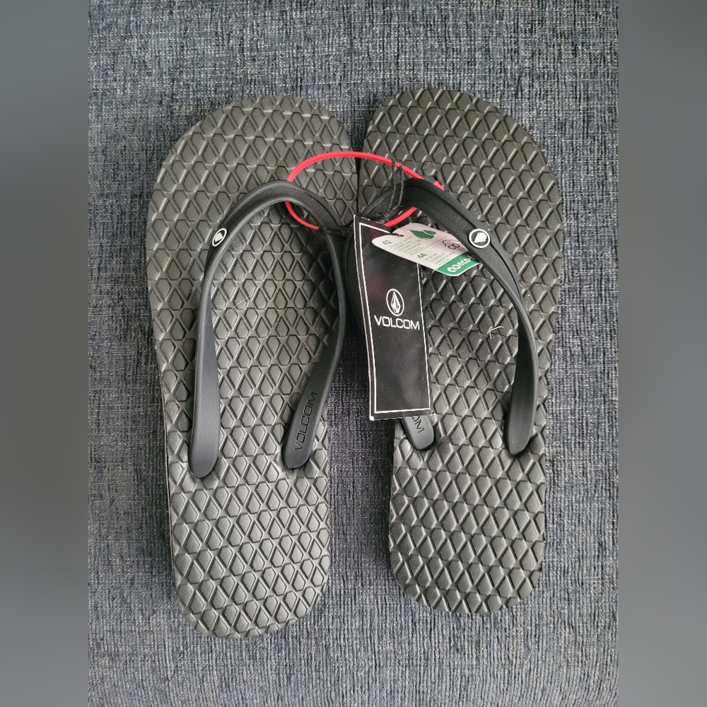 Women's Volcom thong sandals